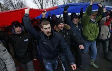 Pro-Russian supporters in Ukraine attend a rally in the Crimea.