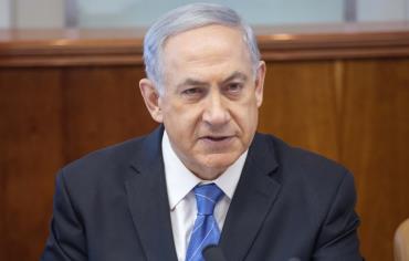 Netanyahu at cabinet meeting