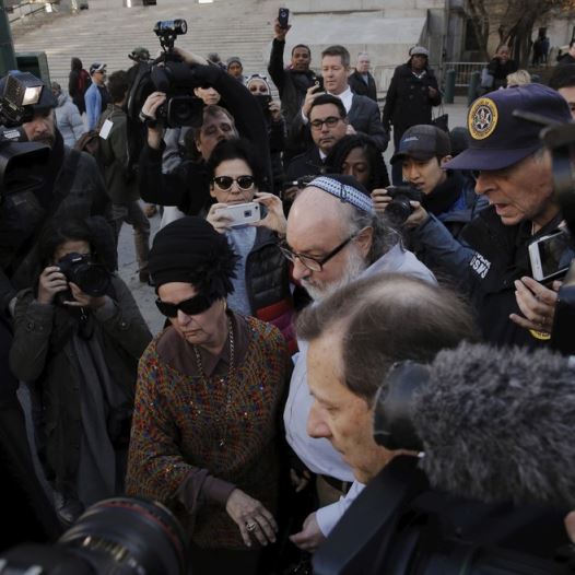 Israeli spy Jonathan Pollard leaves a federal courthouse in New York (Credit: Reuters)