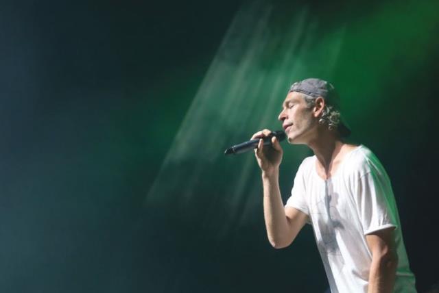 AMID AN atmosphere of high tension, American rapper Matisyahu delighted many local fans during his performance at Sultan’s Pool in Jerusalem. (photo credit: MARC ISRAEL SELLEM)