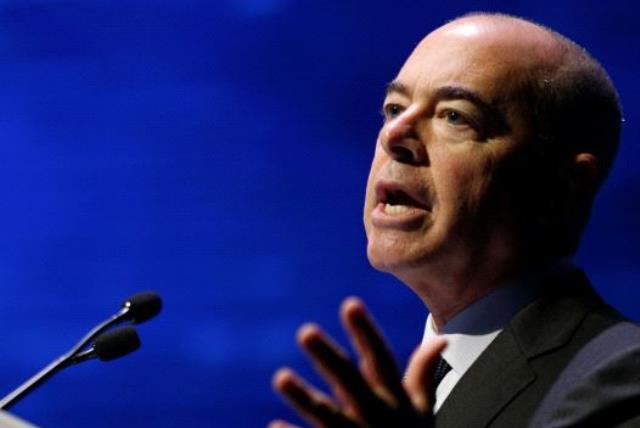 Alejandro Mayorkas, US Deputy Secretary of Homeland Security gestures as he speaks during the annual Cyberweek conference at Tel Aviv University, Israel June 20, 2016. (photo credit: REUTERS)