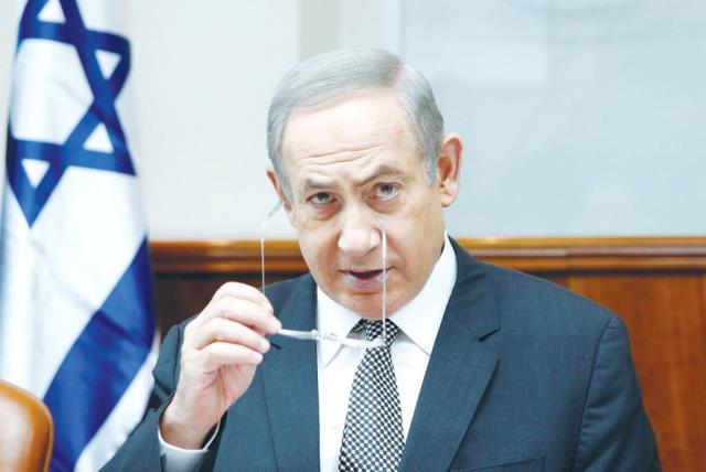 Netnayahu attends cabinet meeting in Jerusalem (photo credit: REUTERS)