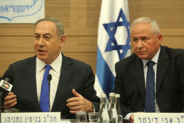 Netanyahu and Dichter at the Knesset Foreign Affairs Committee  (photo credit: MARC ISRAEL SELLEM)