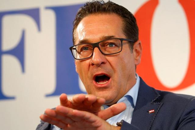 Head of Austrian Freedom Party (FPO) Heinz-Christian Strache addresses a news conference in Vienna, Austria, April 25, 2017. (photo credit: REUTERS/HEINZ-PETER BADER)