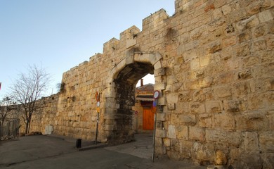 New Gate (BiblePlaces.com)