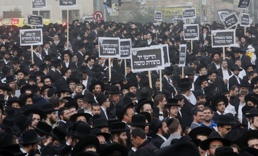 Hundreds of thousands demonstrate in Jerusalem against haredi draft ...