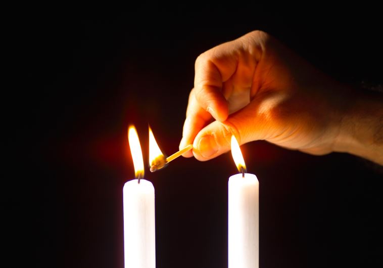 Shabbat candles (credit: ING IMAGE/ASAP)